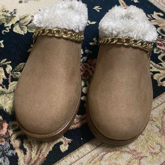 New GBG LOS ANGELES SLIPPERS SHOES size 8 GUESS - Picture 9 of 15